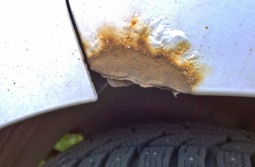 Jak skutecznie usunąć rdzę z samochodu? Praktyczne wskazówki