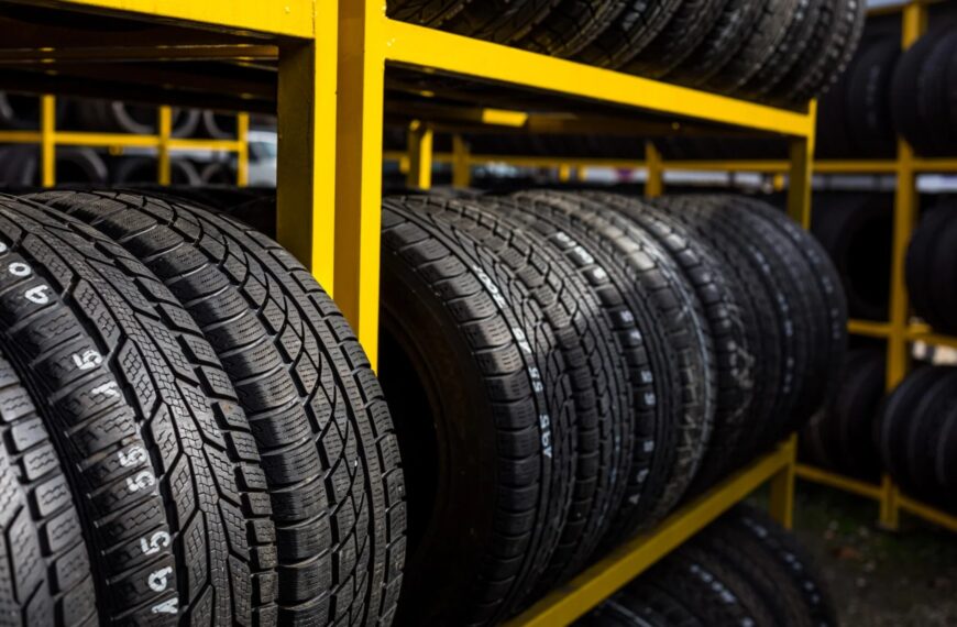Jak wybrać idealne opony do swojego samochodu?