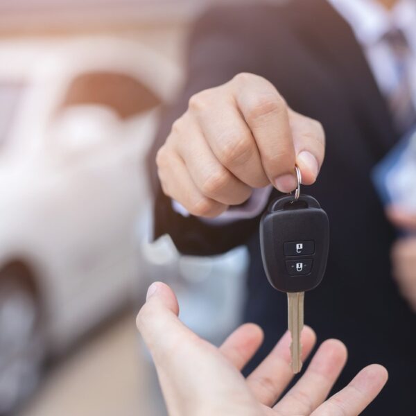 Jak dostosować swoje nawyki jazdy do ekodrivingu i dlaczego warto?