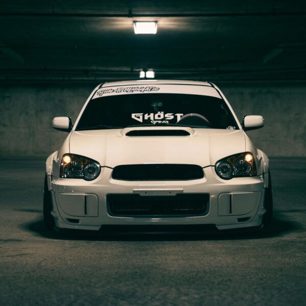 Samochody po tuningu: Przykłady najlepszych projektów z Polski i świata.